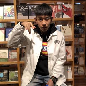 操东北女人的逼
